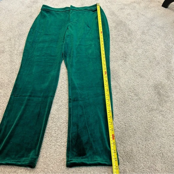 Fashion Nova Vienna hunter green velvet single breasted blazer pant suit set M - Picture 8 of 13